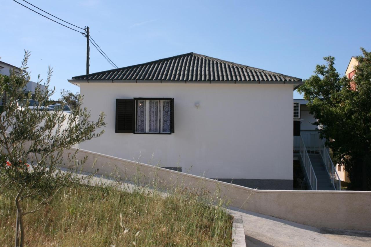 Apartments By The Sea Stara Novalja, Pag - 6301 מראה חיצוני תמונה