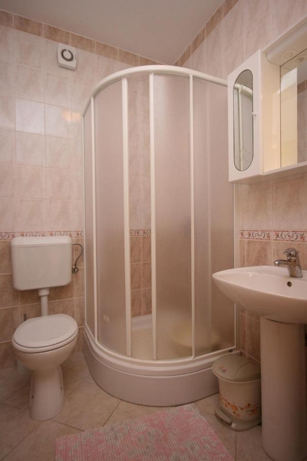 Apartments By The Sea Stara Novalja, Pag - 6301 מראה חיצוני תמונה