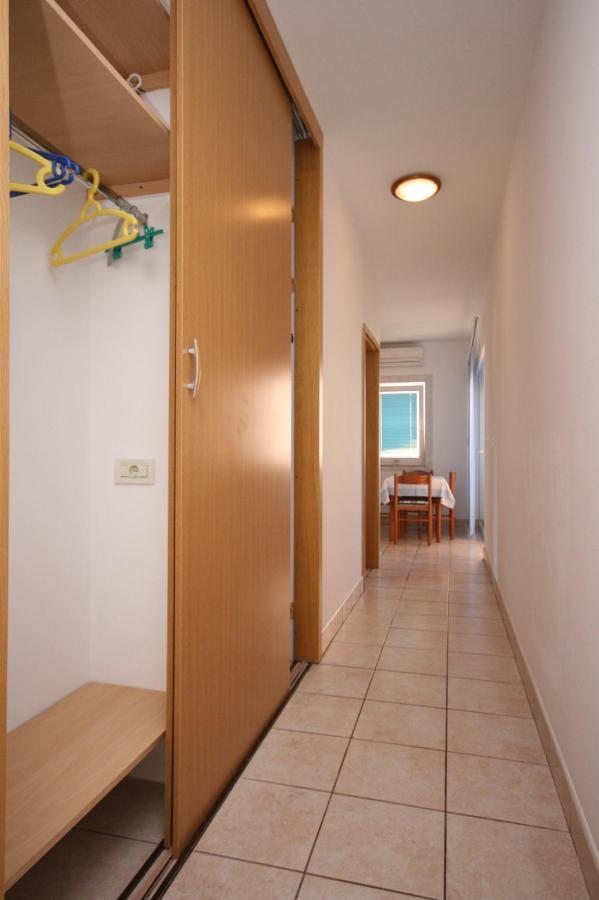 Apartments By The Sea Stara Novalja, Pag - 6301 מראה חיצוני תמונה